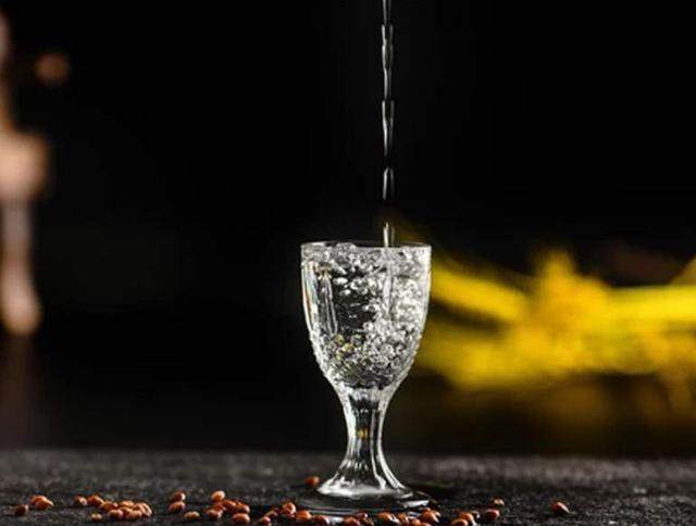品鑒之道 如何鑒定好酒，別再迷信“拉酒線”